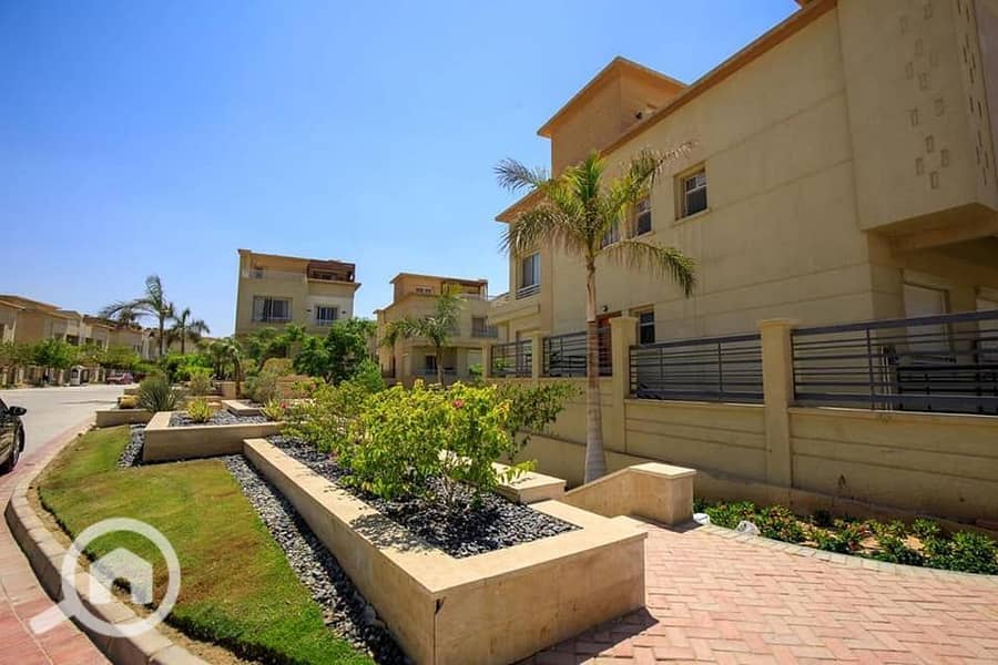 7 406560893_877527983776667_8844594205704015373_n. jpg