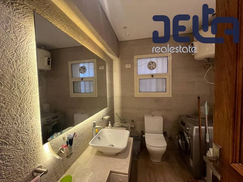 4 8cd38419-a4ea-42cb-95bb-a61ad2f3e4d8. jpg