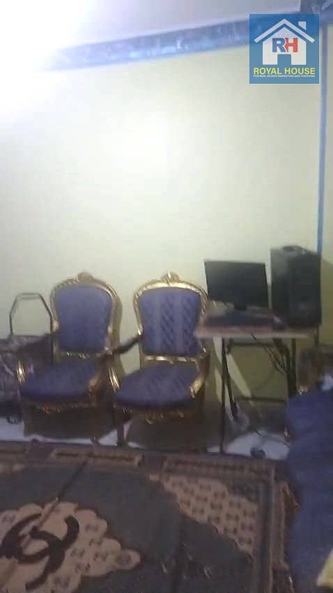 3 44098b33-86fb-4fd7-a6c3-643b74334e81. jpg