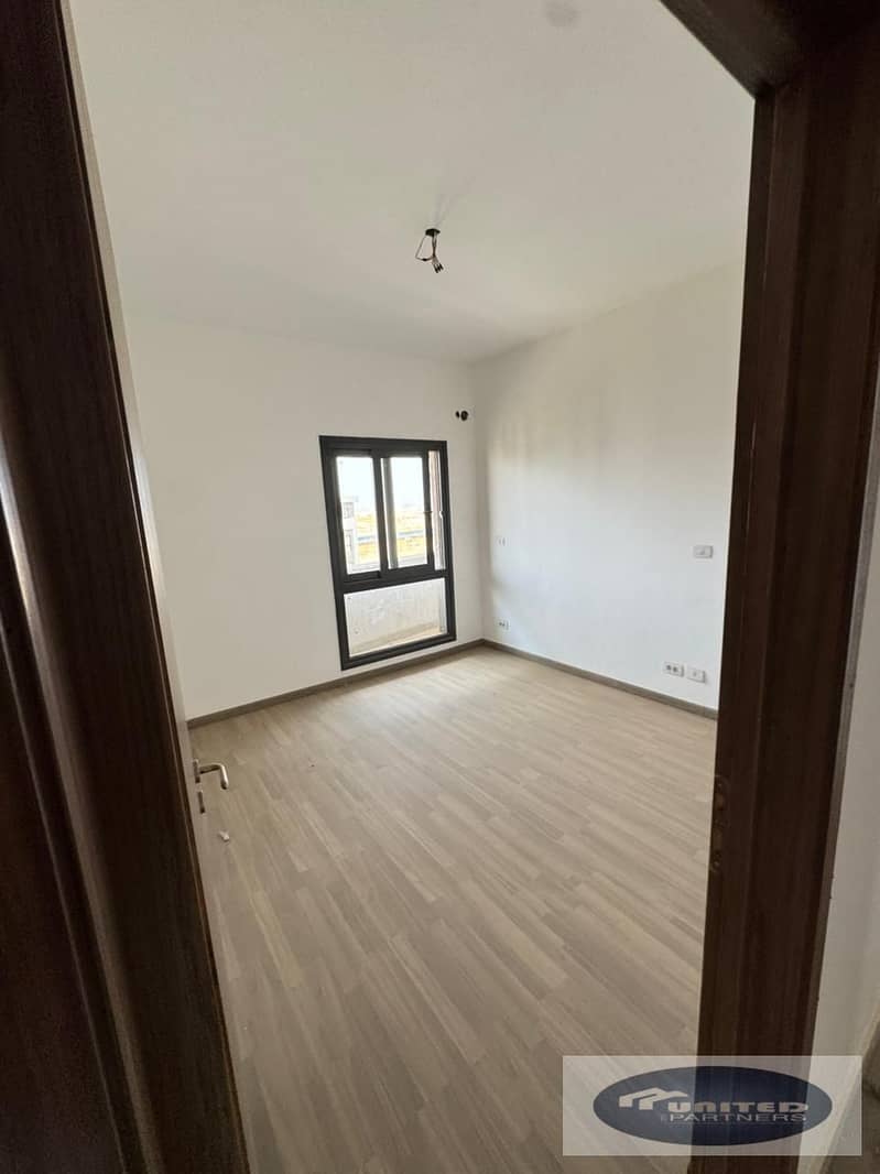 2 04e6421c-9f35-4bae-9149-b90e873803ed. jpg