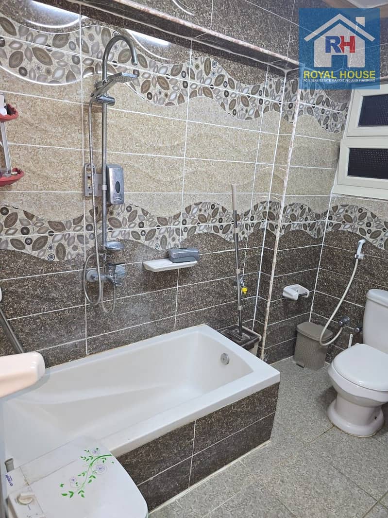 4 4c9764aa-8d5f-4e1b-8171-30985c279fb4. jpg