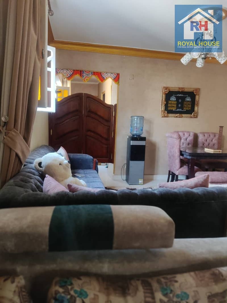 7 44c3bc35-f452-435d-9282-df1d040d7c9f. jpg