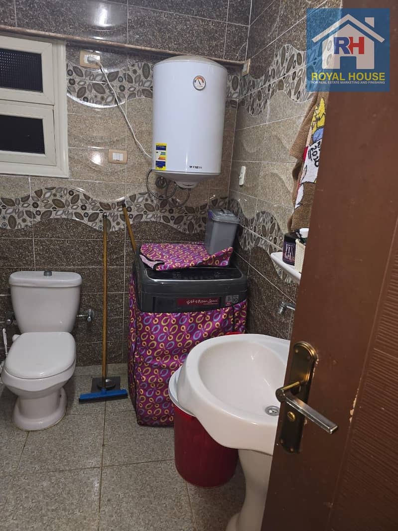 15 1539089d-4ecf-4956-bf4a-27104888f20d. jpg