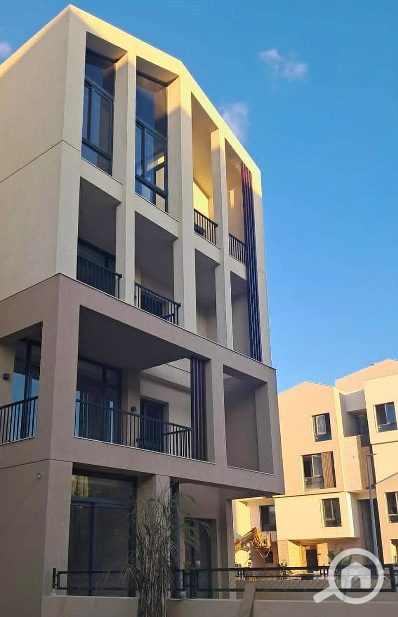 4 11d71396-24a6-4dc3-b9ce-fa414e9520d3. jpg