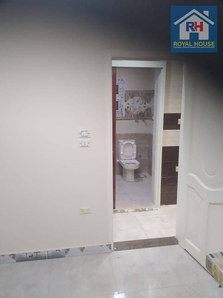 21 35617c4d-1fd8-46e1-a04d-aed6ce30e1d6. jpg