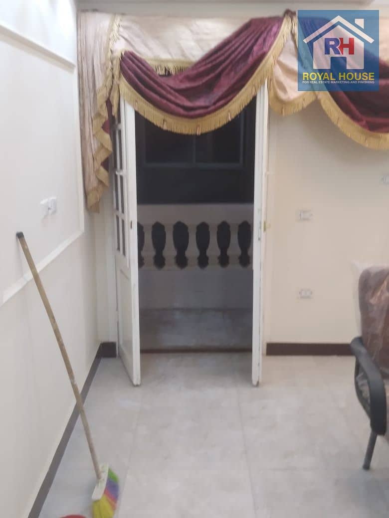 27 b2ce1790-ed61-4361-a6ed-22b6ae5e2077. jpg