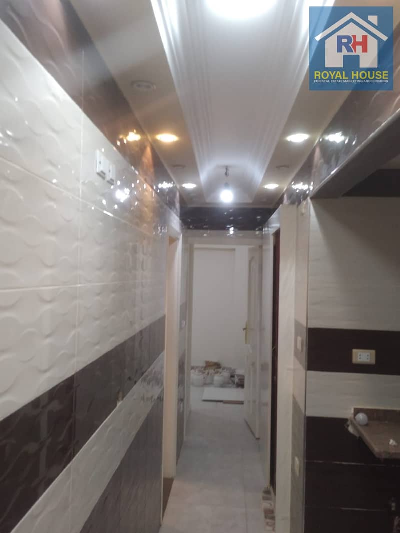 30 c440a672-17ac-4ea5-91df-b7ad907ecaf5. jpg