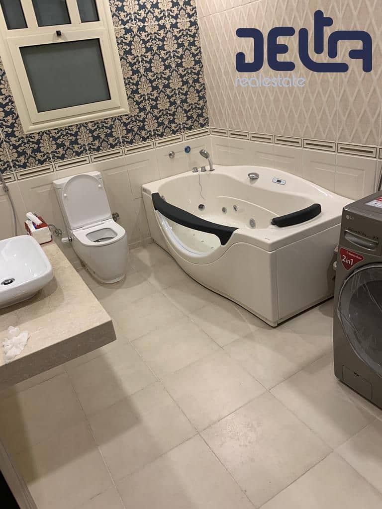 14 328723ed-589d-438e-b25d-fa8237d61122. jpg