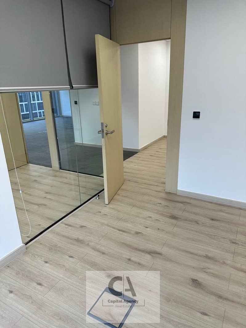 7 f673fd5c-afaa-4904-9ac4-d1fcb4dd20c5. jpg