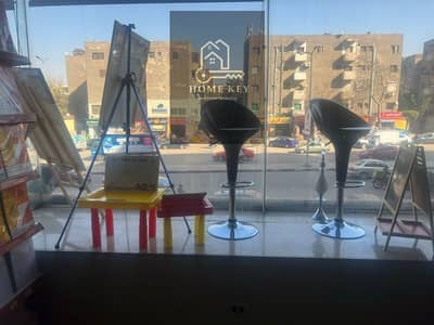 مجمع تجاري  للايجار في مدينة نصر، القاهرة - ارضي واول مرخص ٨٠٠متر علي شارع رئيسي