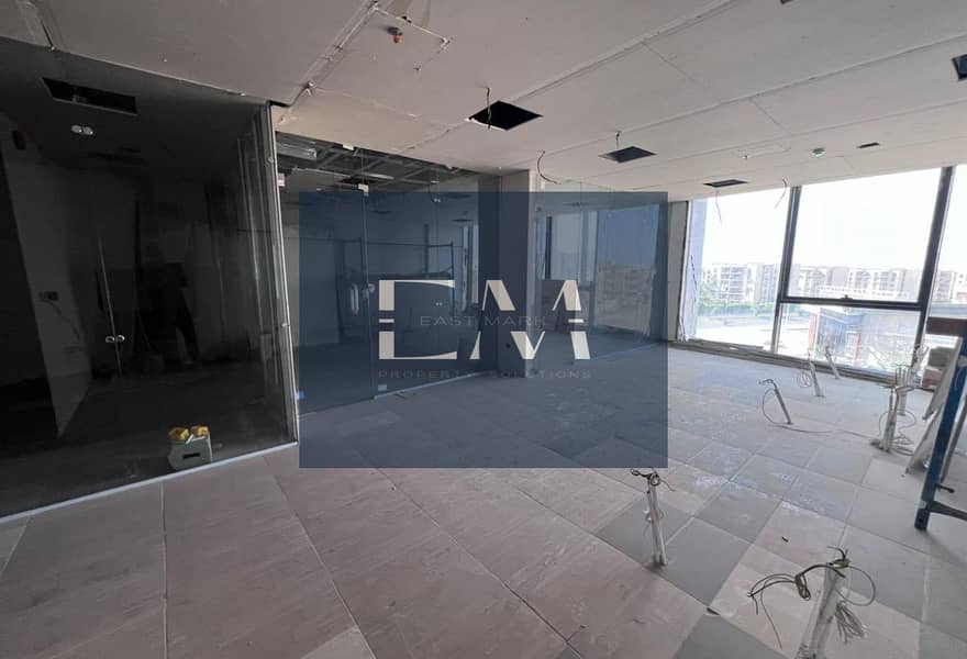 8 e17985af-e1c2-48c4-84c5-e620024d9054. jpg