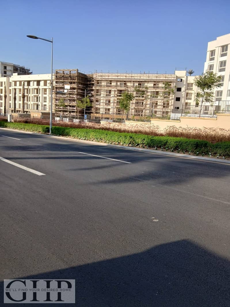 12 9c9dba5d-f9d1-4a94-aca9-472696c3b8c1. jpg