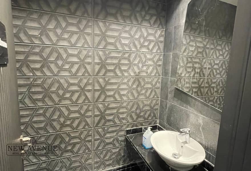 6 2eb84c8d-9862-413a-95d6-55c13658ea36 (1). jpg