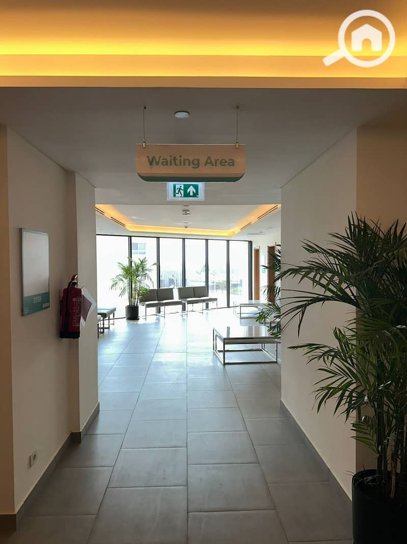 3 WhatsApp Image 2025-02-17 at 13.30. 29_e32f1051. jpg