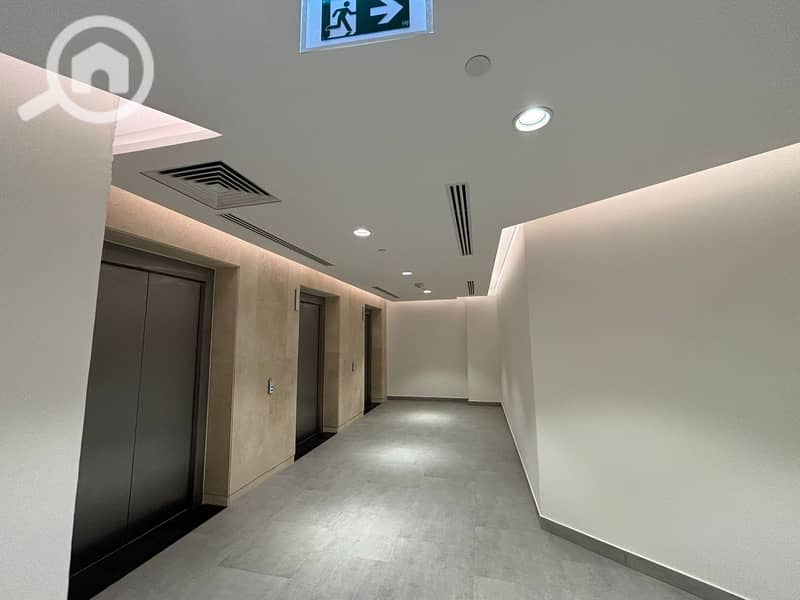 4 WhatsApp Image 2025-02-02 at 12.04. 08_74799e7a. jpg