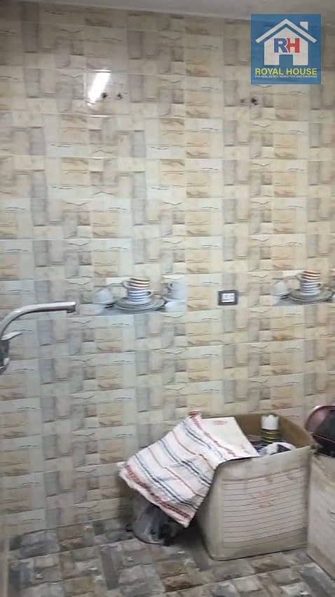 8 9d58d933-c8a1-43f7-9d69-4d18de964808. jpg