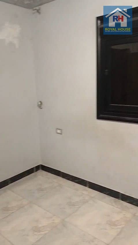 9 019b7e9c-f5a5-4516-8572-47602b4f9300. jpg