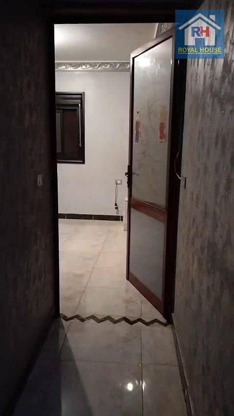 18 35274811-22a1-443c-8067-5df65b427ce2. jpg