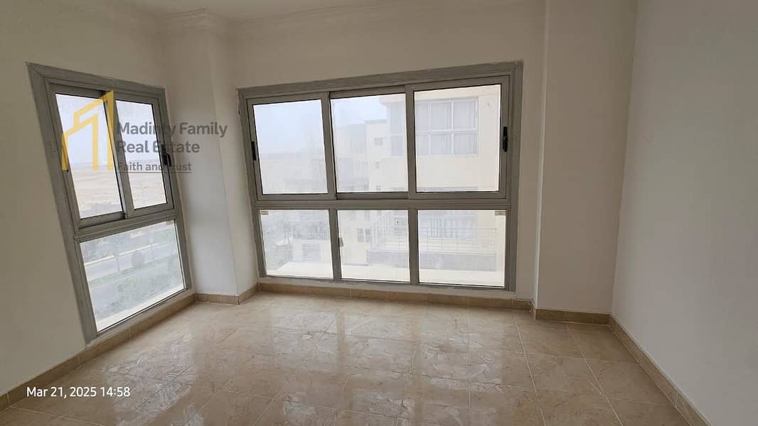 7 f3b1002e-fea3-445b-82bd-22f00a264870. jpg