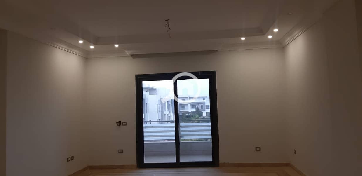 5 d2aacd42-1a5b-4f18-b0c6-2462ea93dc73. jpg