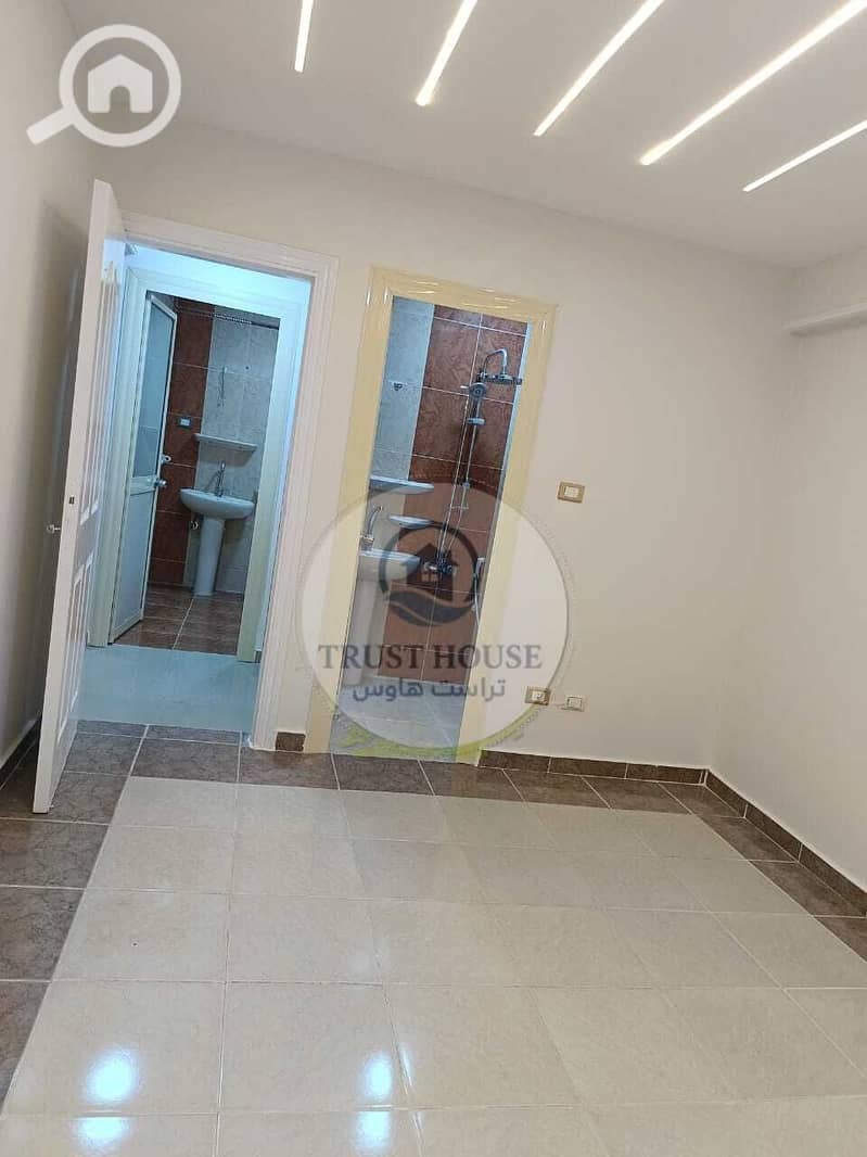 22 WhatsApp Image 2025-10-29 at 20.21. 05 (5). jpeg