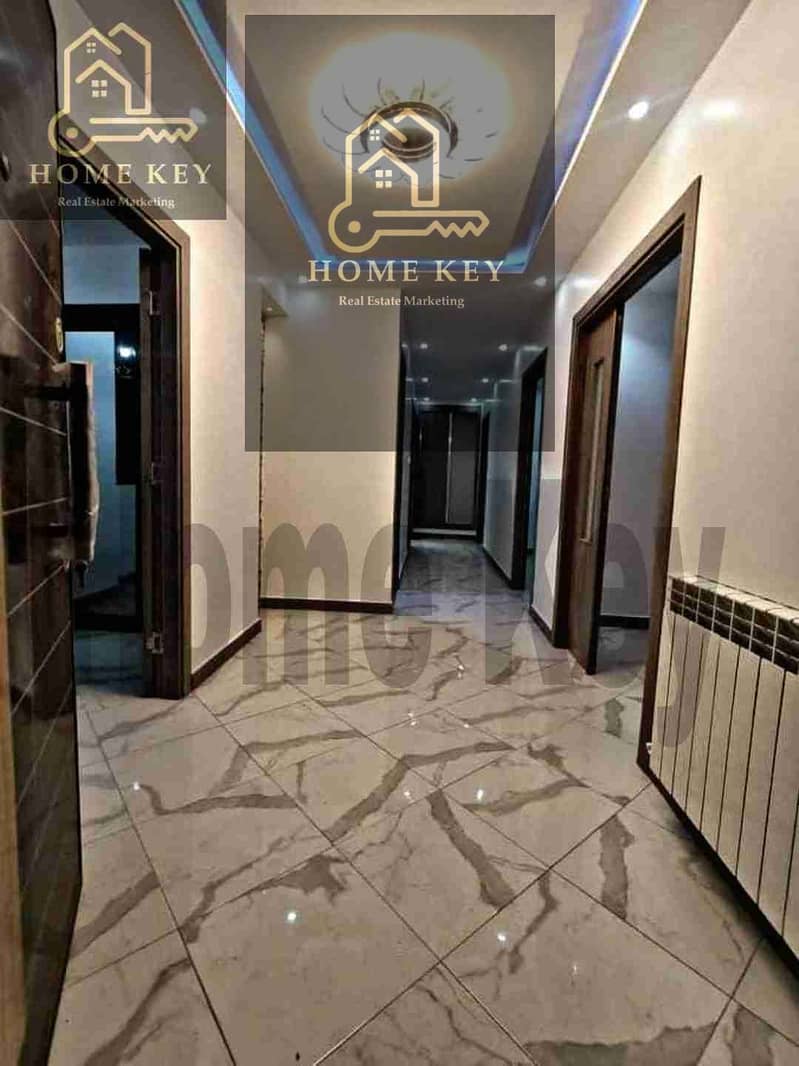 10 Picsart_25-09-28_20-16-14-856. jpg