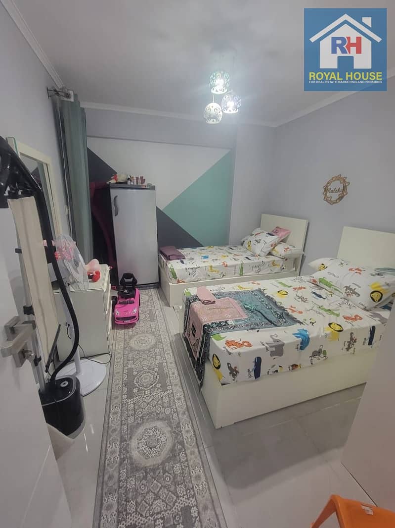 3 4c765285-c04f-4f4d-8a2b-fe3851e77cd6. jpg