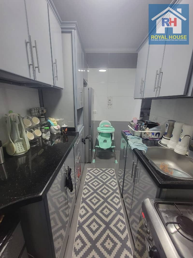 10 a2367174-5a23-46cb-a792-227e38074e8d. jpg