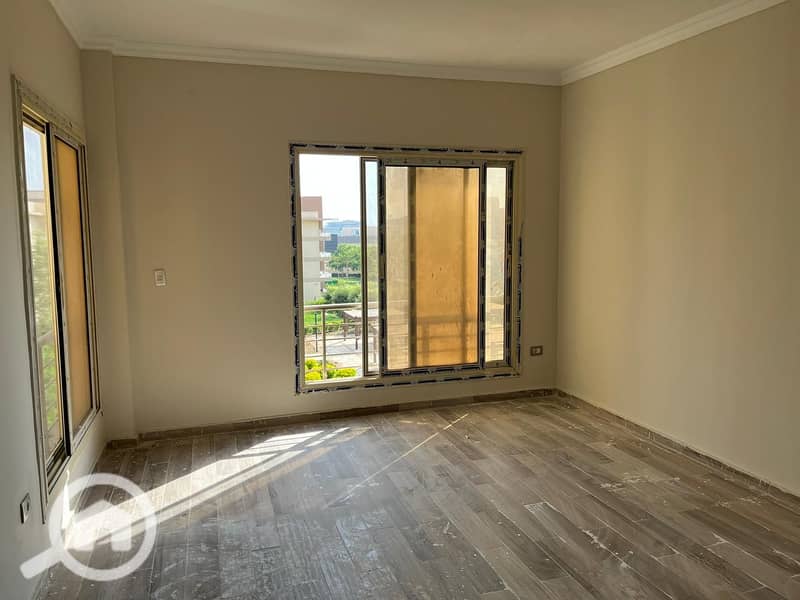 4 WhatsApp Image 2025-08-17 at 12.29. 59_fc1dfe88. jpg