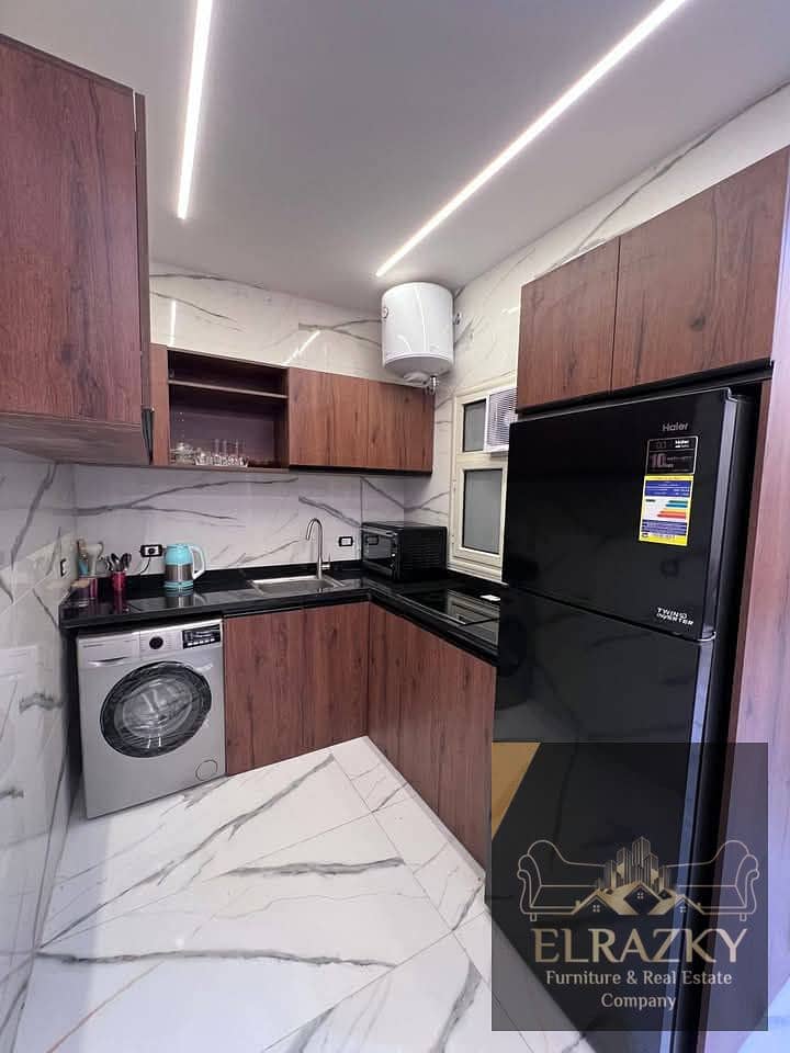 3 519365c8-7488-4a19-b4fd-59614fd39d90. jpg