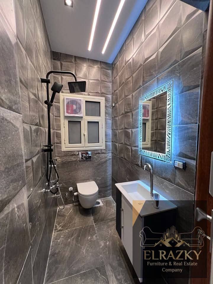 5 01dda27b-ed5f-4319-b086-6b0fe7053baf (1). jpg