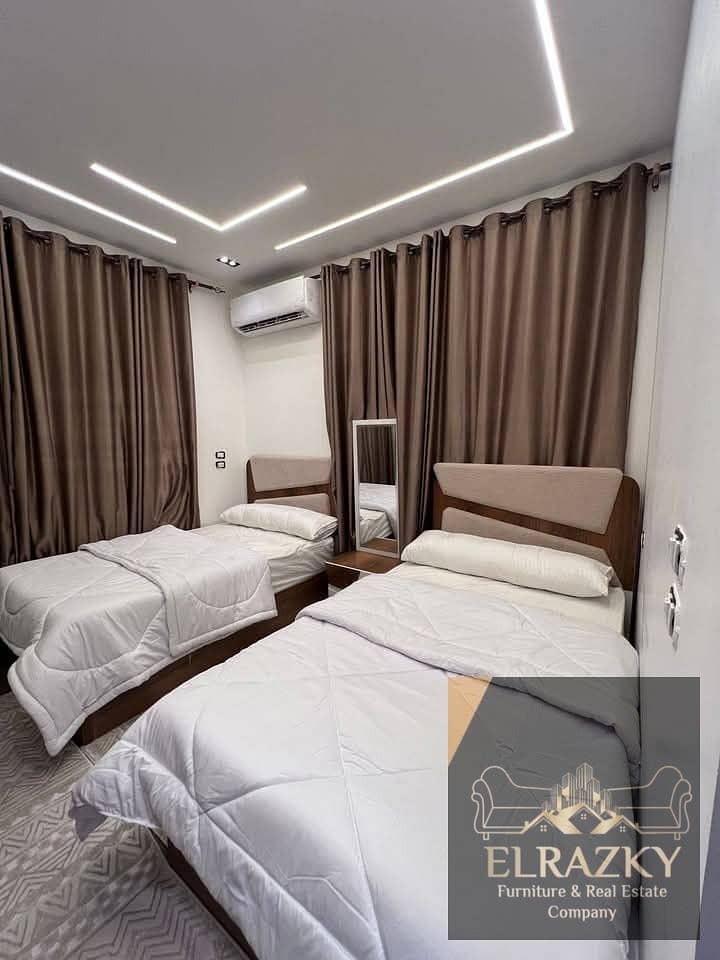 7 6939ccd7-6c46-4b1c-971d-410e4e4641a3. jpg