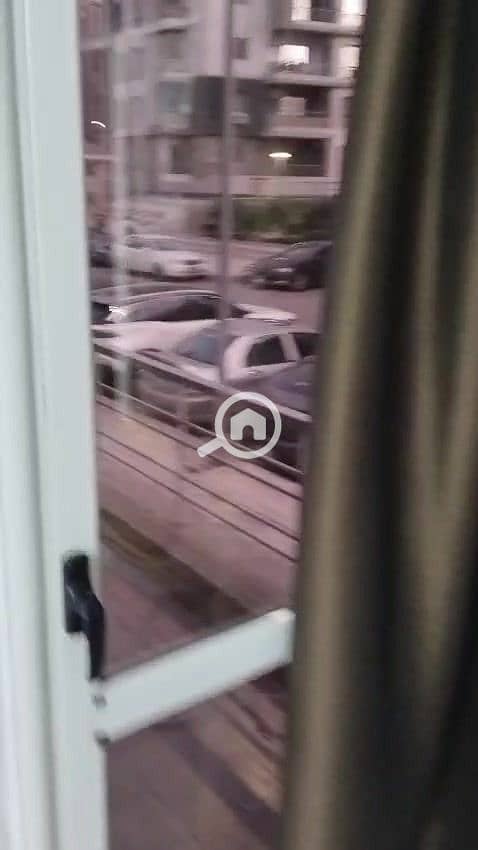 34 9e673d40-1c3f-464a-8f4b-a88a37404b81. jpg