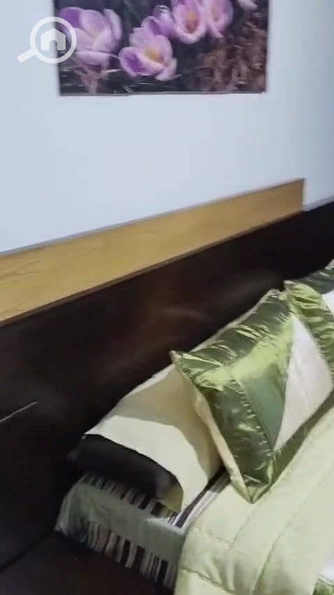 86 f4fa440a-cb32-4a6a-95a5-40ef28970289. jpg