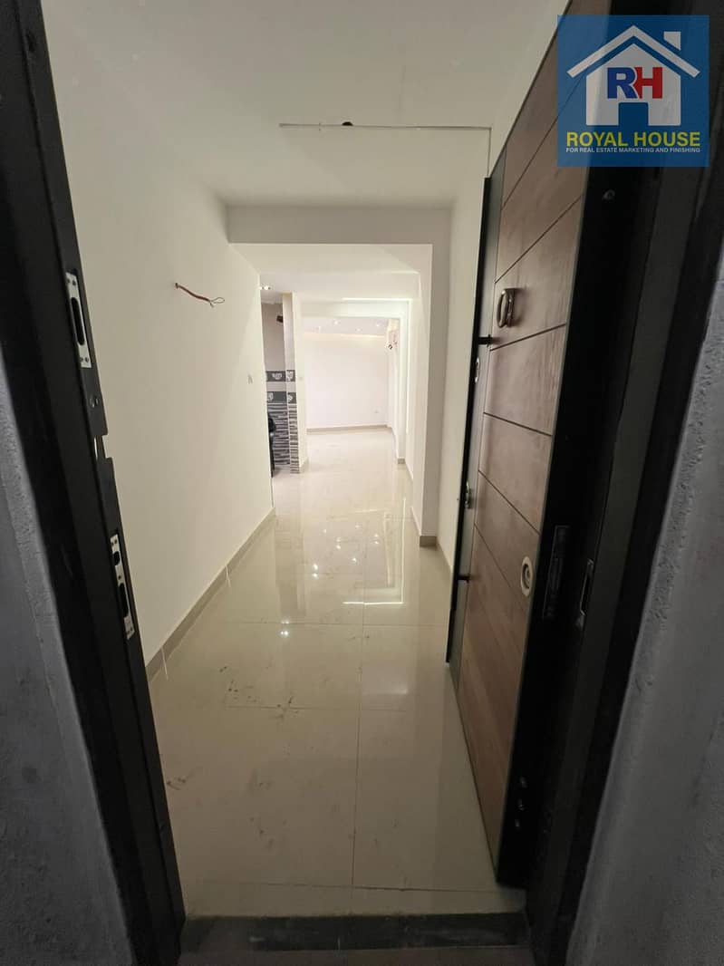 10 06027c41-00f5-4df8-a41d-363c2d0f76ef. jpg