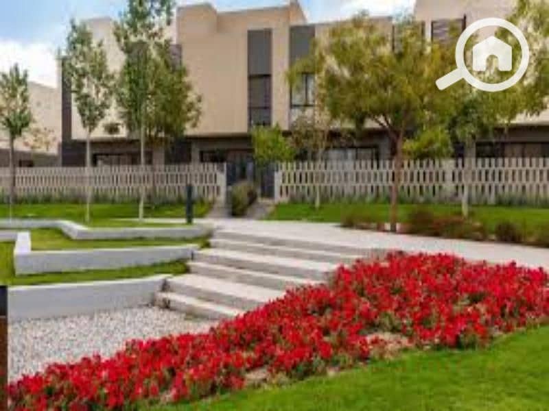 4 images (3). jfif. jpg