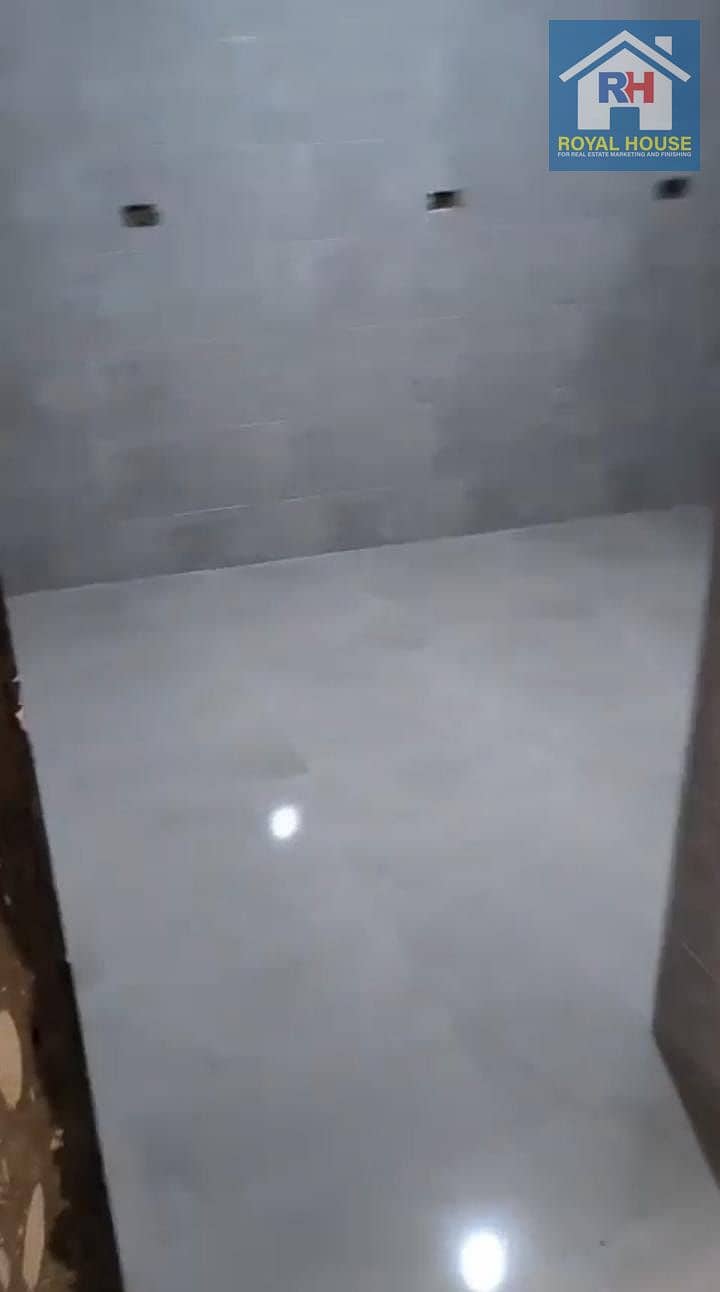 12 14232678-0ffd-4304-816f-e461eeac930c. jpg