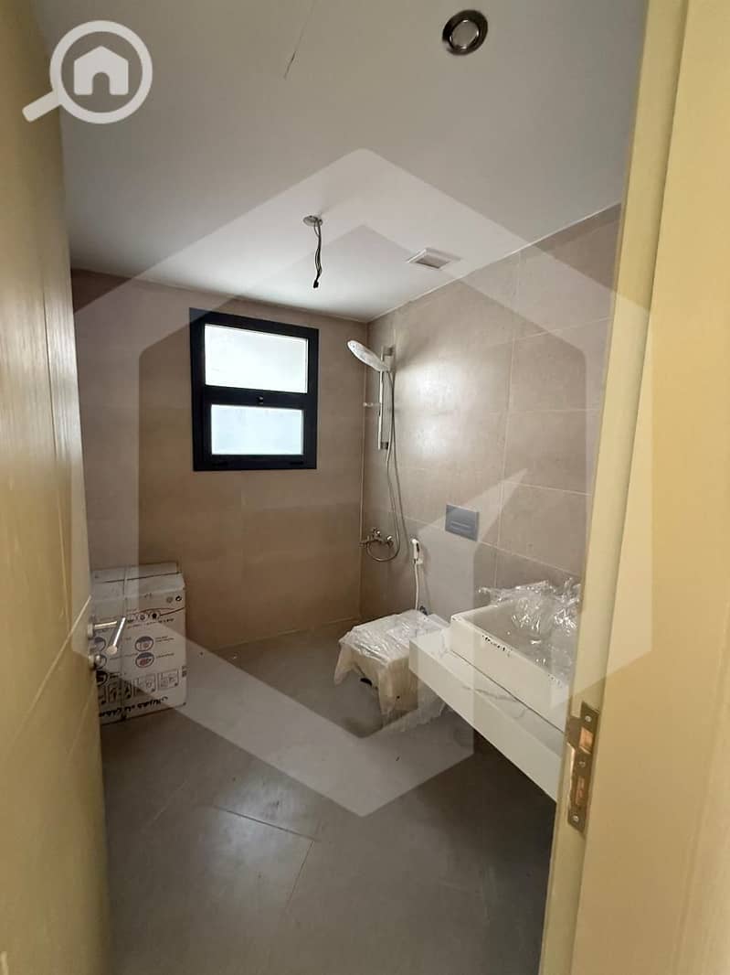 4 Kings Range New Giza 4. jpg