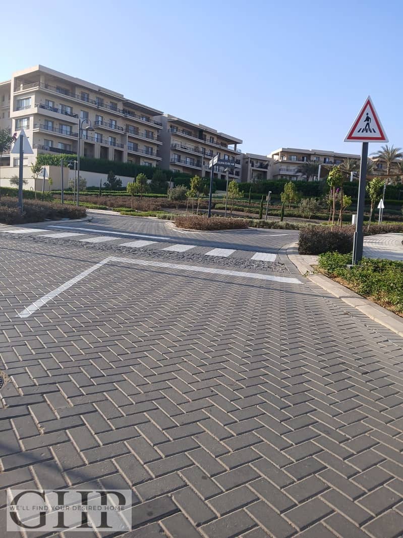 4 254e2947-7553-498e-b778-b35ad1fa42f6. jpg