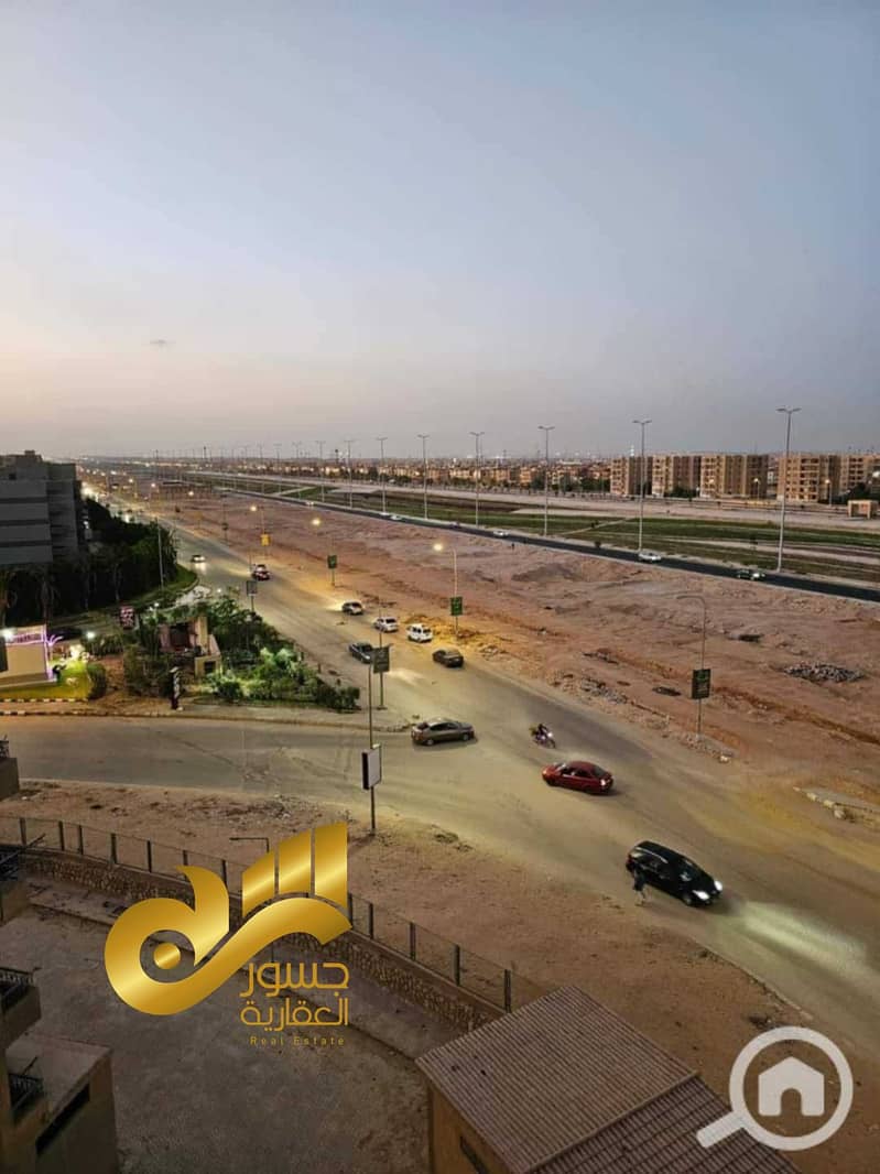 4 8SPUTdrPKsekO82lEqLyTnJBx0nQiq2RdeCvCpXM. jpg