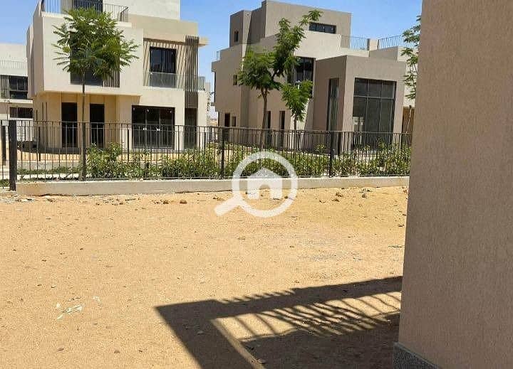 4 WhatsApp Image 2026-01-14 at 5.45. 19 PM . jpeg