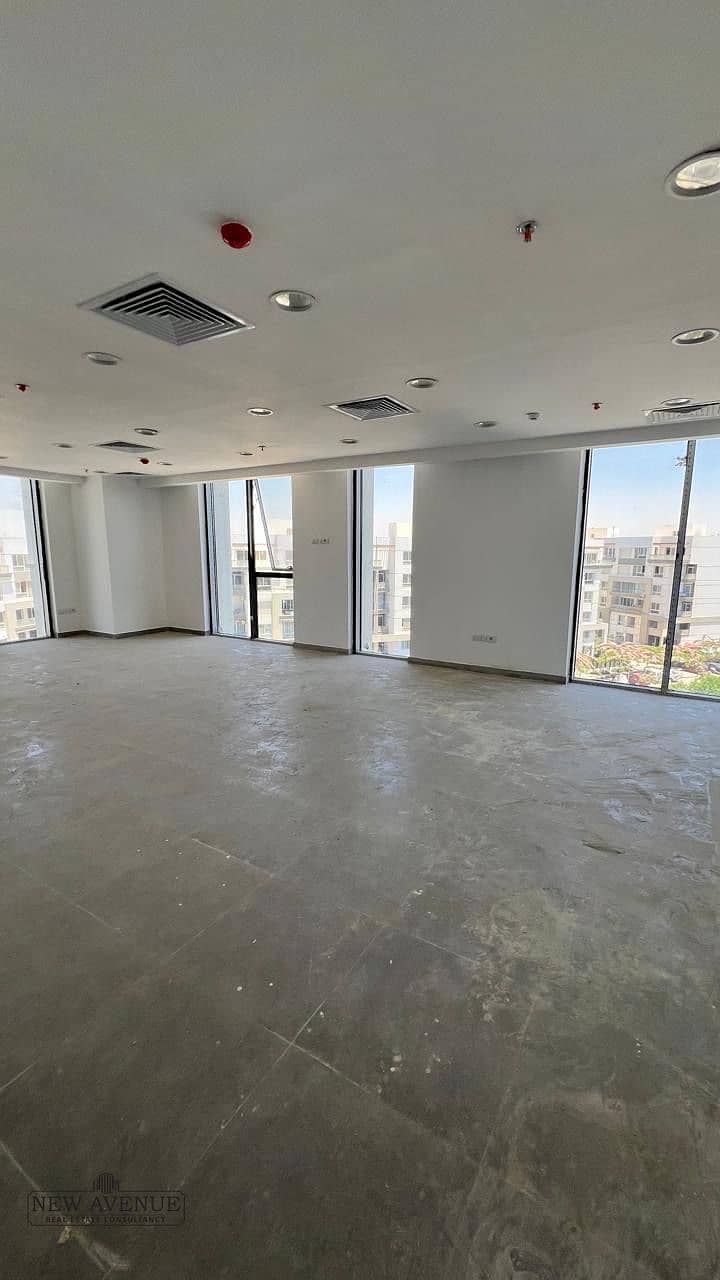 8 2598a269-9b5a-4ac5-bce7-cd88d26fbc99. jpeg