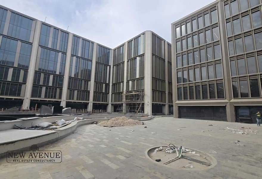 2 eed873a4-6fc7-4ec5-af17-a226a512ef85. jpg