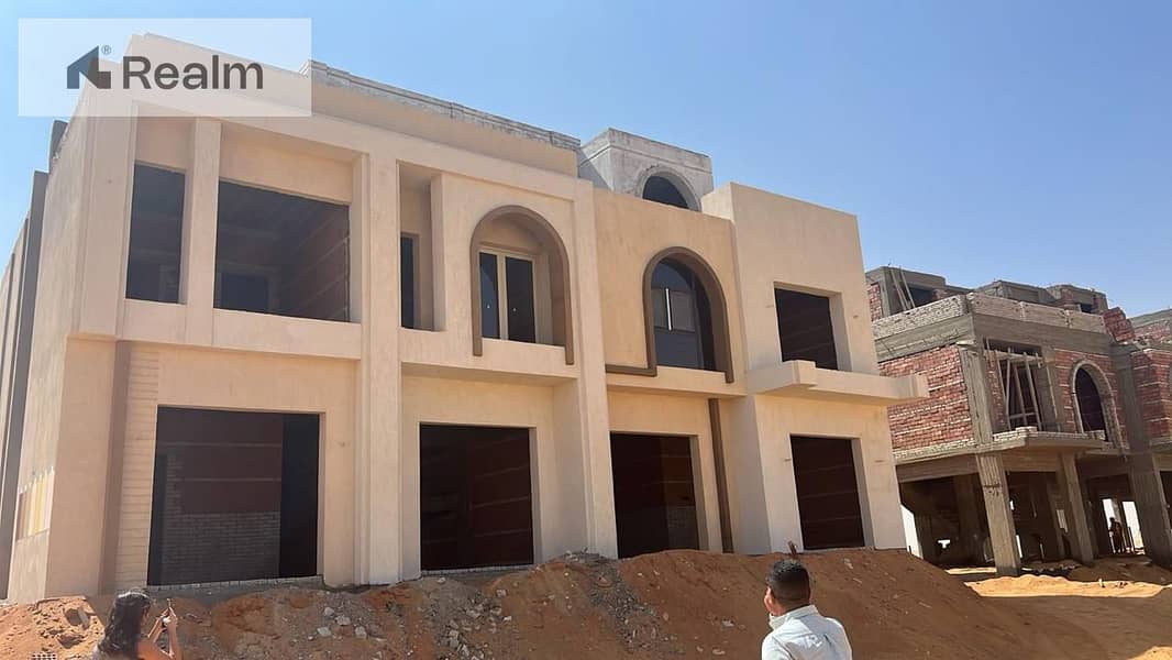 9 f2ff46bb-80c3-4ae1-bbca-cd8d17a96c7e. jpg