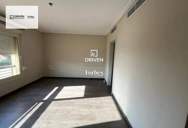 2 8118914-e35ddo. jpg