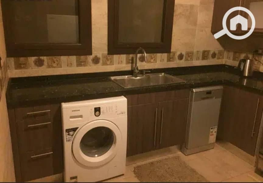 5 ceeca2d1-967a-43b0-b671-5bcc74fdf715. jpeg