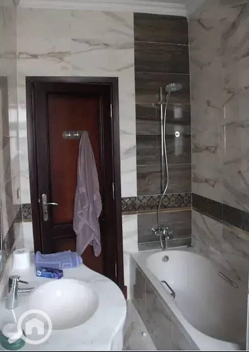 7 b4a71302-879f-43de-bb0b-92a0bb8740f1. jpeg