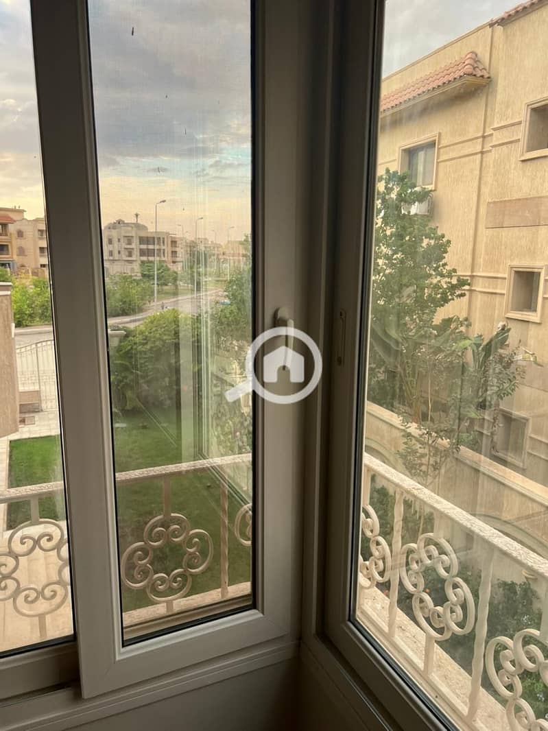 5 3b8fb023-c392-4ae5-904f-d05c671bf983. jpeg