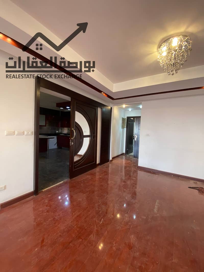 7 957ba51d-977f-4ee2-88ed-cf0c97610cd7. jpg