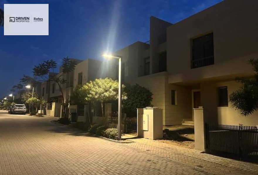 3 f7b99abc-5b54-4b07-afb3-6c6ee99a8006. jpg